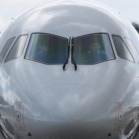 Rosaviatsiya Investigates Superjet 100 Cowling Loss