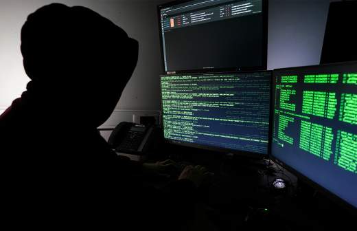 Preview Russians Warned About Scam Services Exploiting Data Leaks