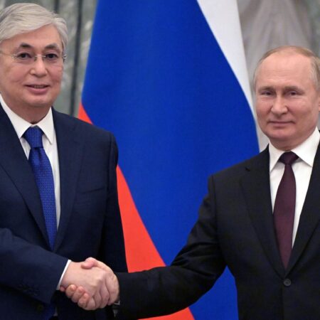 Putin: Russia and Kazakhstan Continue Space Exploration Cooperation
