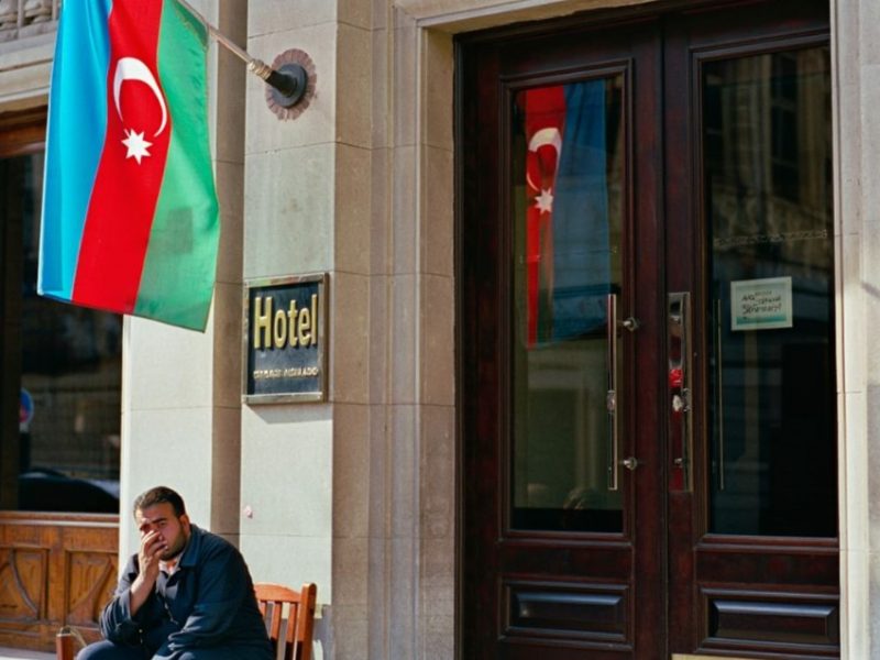 Preview Russian tourist flow to Azerbaijan falls by 40%