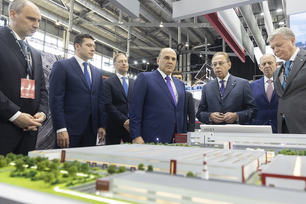 Preview Russia’s Industrial Future Shown to Mishustin at Anniversary INNOPROM Exhibition
