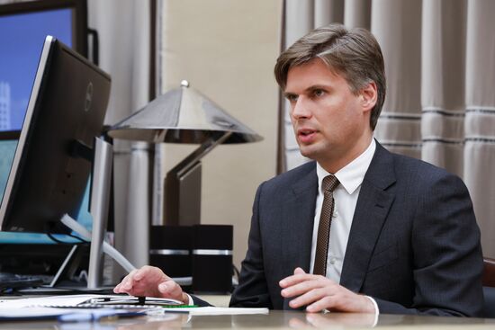 Preview Mishustin Directs Roscosmos to Prioritize Domestic Software