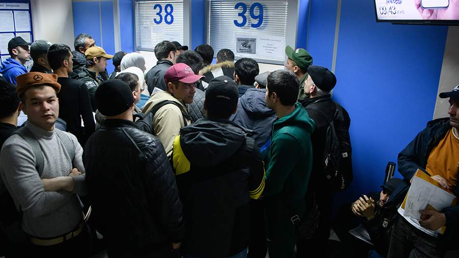 Preview Certain Migrant Workers Exempt from Russian Language Exam in Russia