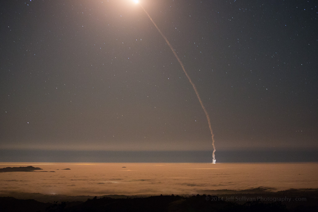 Preview Astronomer Korotky Explains Luminous Cloud Over Southern Russia as US Rocket Launch Aftermath
