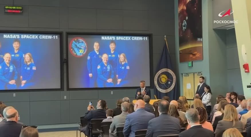 Preview Roscosmos Head Dmitry Bakanov: ISS Leak Not Affecting Life Support