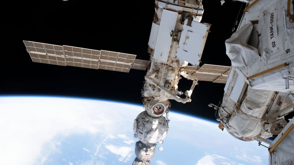 Preview NASA Urges Joint Effort with Russia for ISS Deorbiting