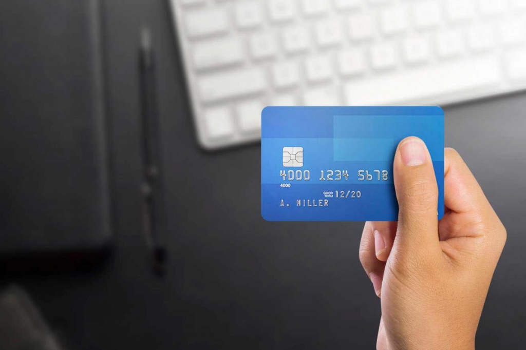 Preview Banks Automatically Add Insurance to Credit Cards