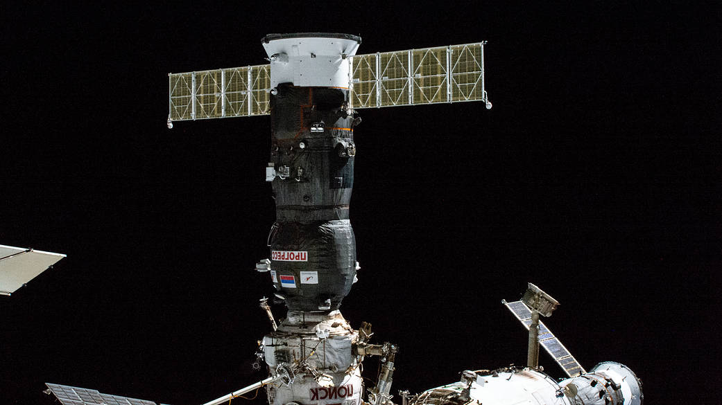 Preview Roscosmos: Progress MS-30 Cargo Ship Elevates ISS Orbit by 1.7 Kilometers