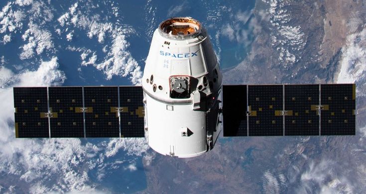 Preview SpaceX Dragon Cargo Spacecraft Successfully Docks with ISS