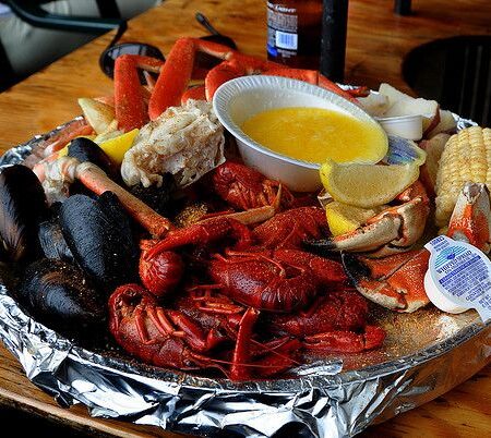The Crab Flavor of EEF: What Guests Eat on Russky Island