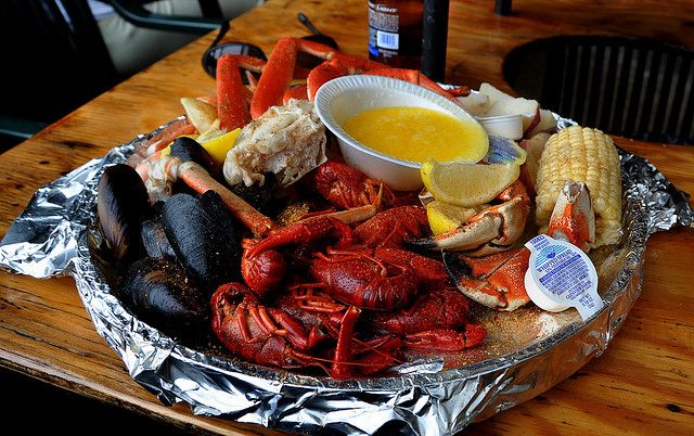 Preview The Crab Flavor of EEF: What Guests Eat on Russky Island