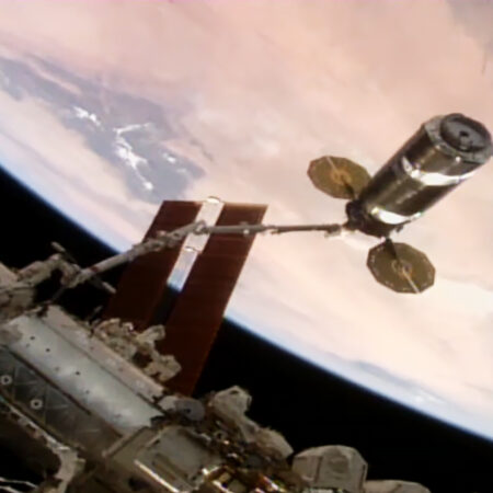 Cygnus XL Cargo Spacecraft’s Arrival at ISS Postponed Due to Technical Glitch