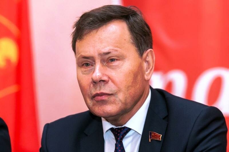 Preview Депутат Арефьев опроверг информацию о предложении запретить интернет: феномен кликбейта