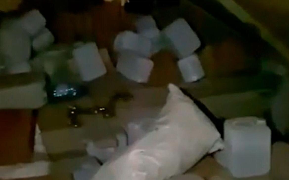 Preview Погибшие от отравления алкоголем из Ленобласти купили спиртное у пенсионера