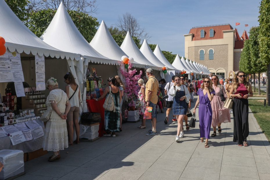 Preview Old Indian Summer Arrives in Moscow This Week