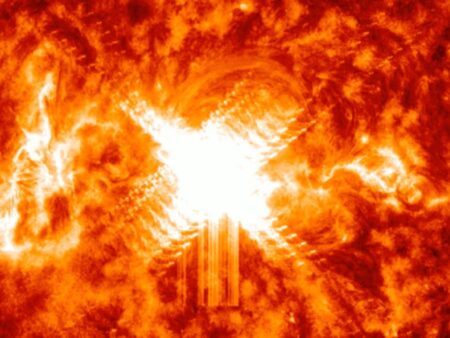 Powerful M2.0 Class Solar Flare Erupts