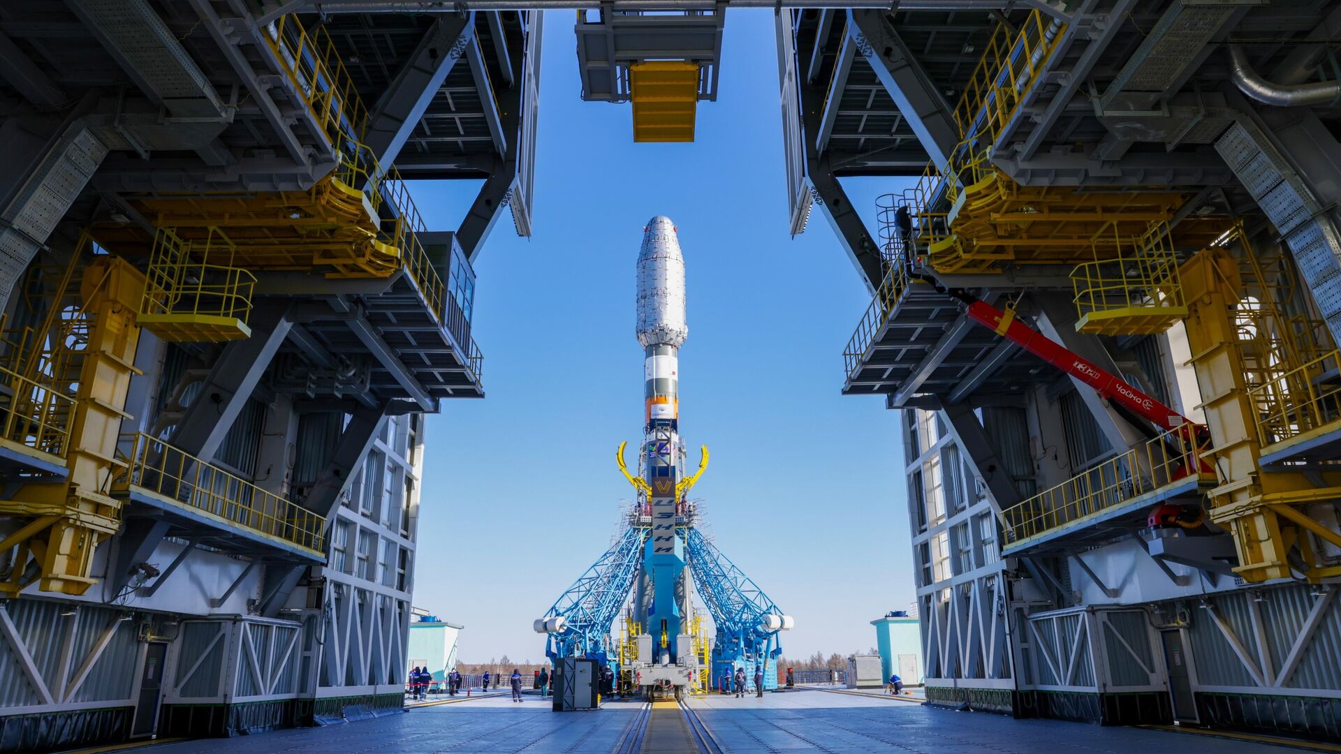 Preview State Commission Authorizes Soyuz-2.1b Rocket Launch from Vostochny