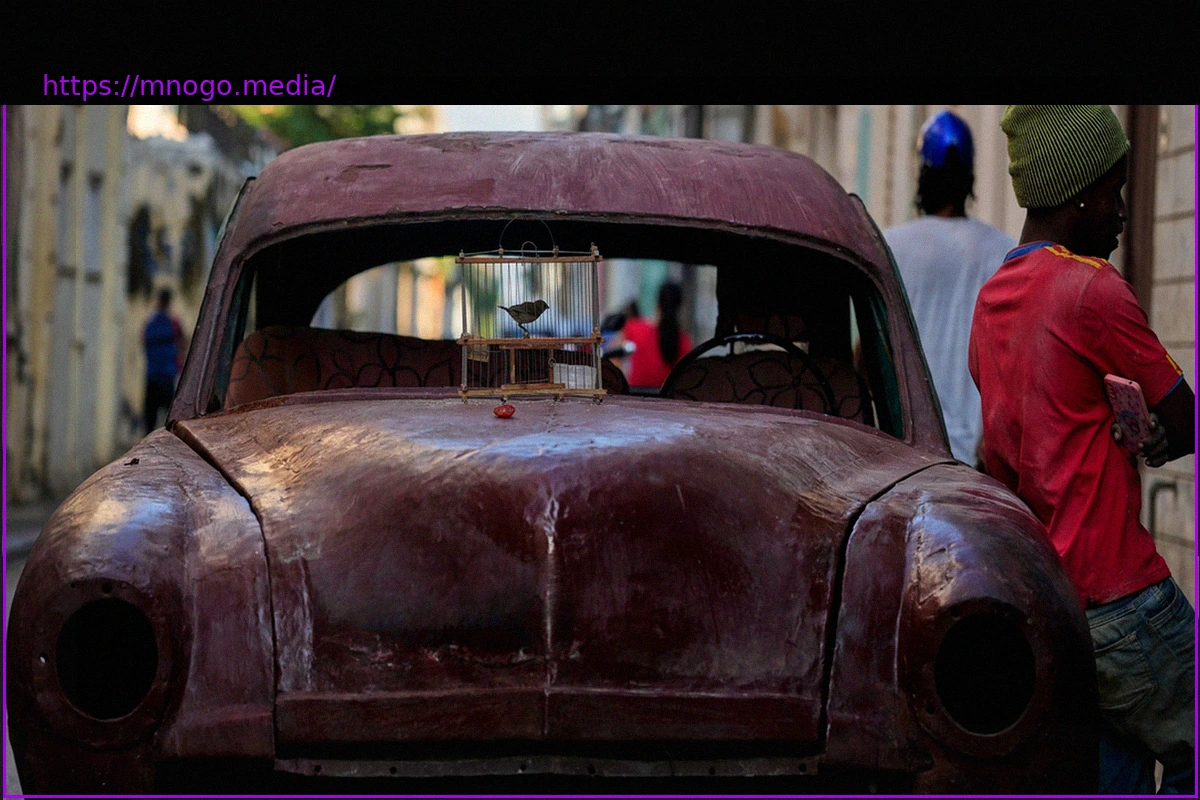 Preview Cuba in Crisis: A Nation at a Crossroads