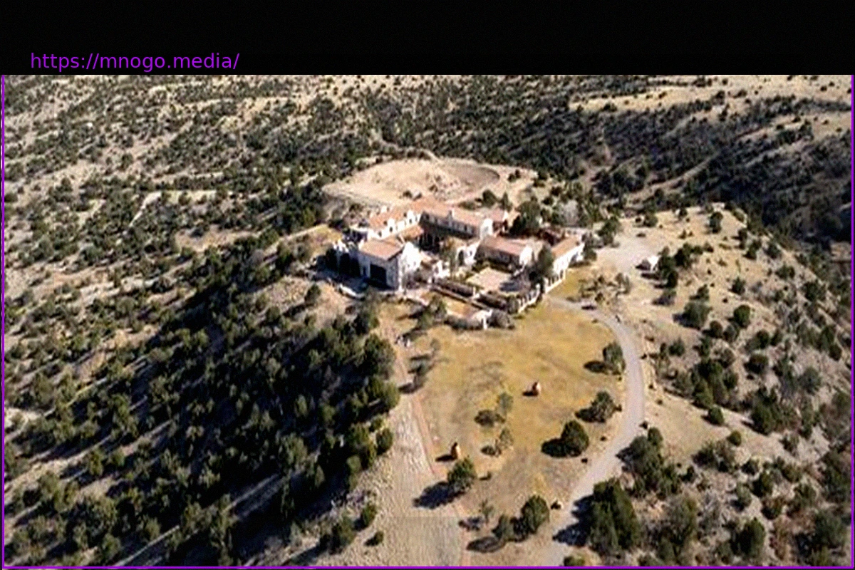 Preview Jeffrey Epstein: Zorro Ranch in New Mexico Under Investigation