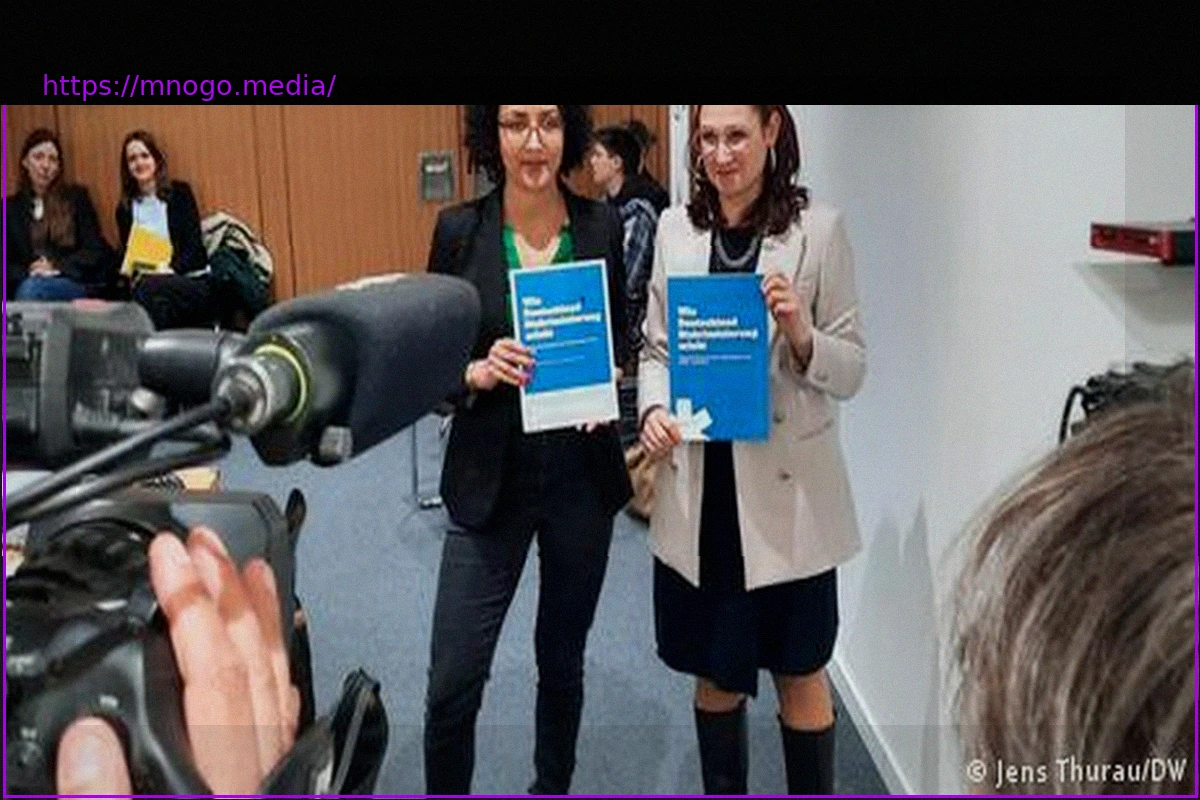 Preview Widespread Discrimination in Germany: New Study Uncovers a Mass Phenomenon