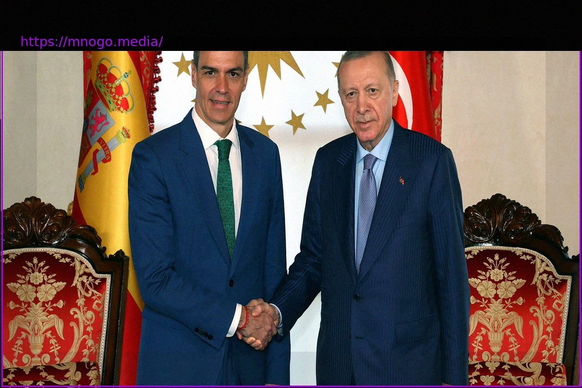 Preview Love Greetings from the Stadium: Why Turks Admire Pedro Sánchez