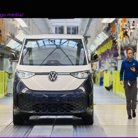 VW Profit Plummets: Auto Crisis Hits Volkswagen and Porsche
