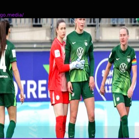 VfL Wolfsburg: Defender Janina Minge Steps In as Goalkeeper, Camilla Küver Scores Bizarre Own Goal