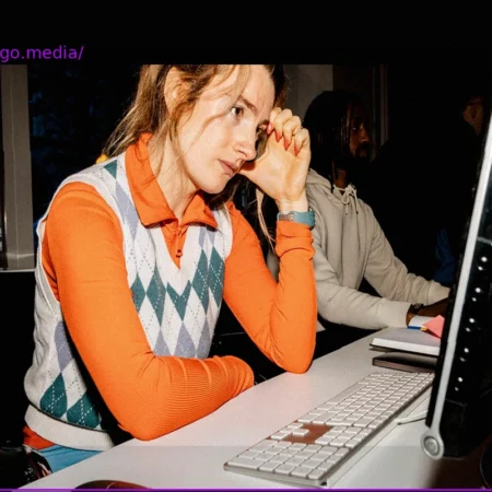 How to Handle an Alternative Job Offer: Stay, Go, or Negotiate?