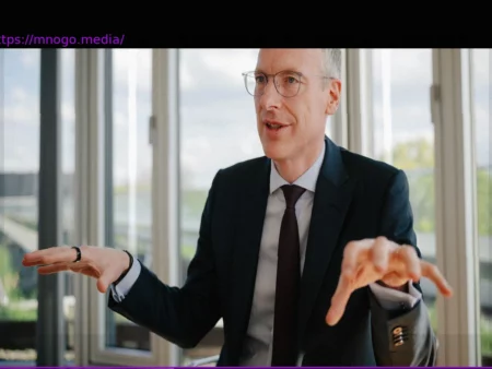 Munich Re CEO: «We are the immune system of society»