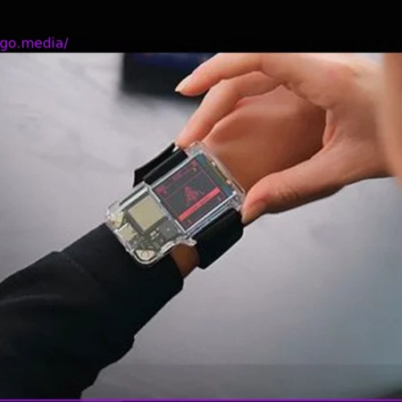 The NASA Artemis Watch 2.0: A Distinctive Smartwatch Blending Retro Sci-Fi Charm with Open-Source Flexibility
