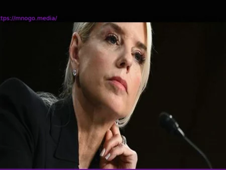 Дональд Трамп увольняет генерального прокурора США Пэм Бонди