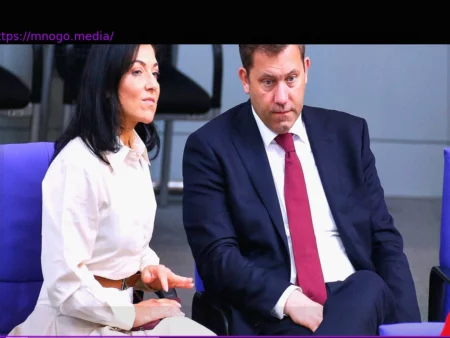 Coalition in Crisis: United by Opposition