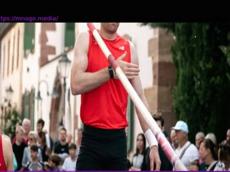 Season Over for Pole Vaulter Torben Blech After Serious Knee Injury