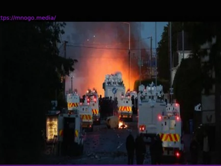 Northern Ireland: Second Night of Riots in Belfast After Stabbing