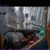Hilfskürzungen im Kongo begünstigen Ebola