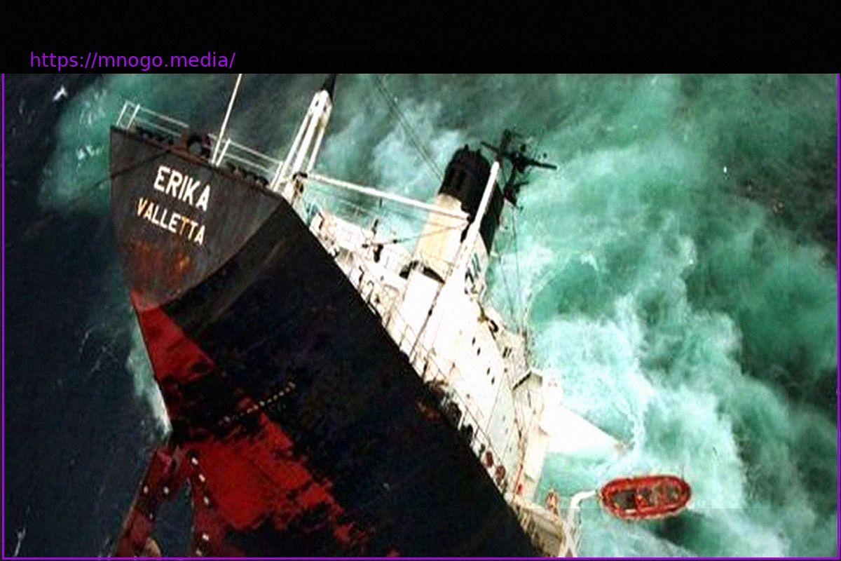 Preview Frankreich: Marine stopft Risse am Wrack des 1999 untergegangenen Öl-Tankers »Erika«