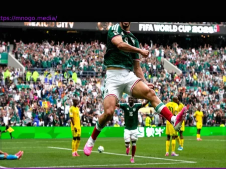 Mexico Opens World Cup with 2-0 Victory Over 10-Man South Africa