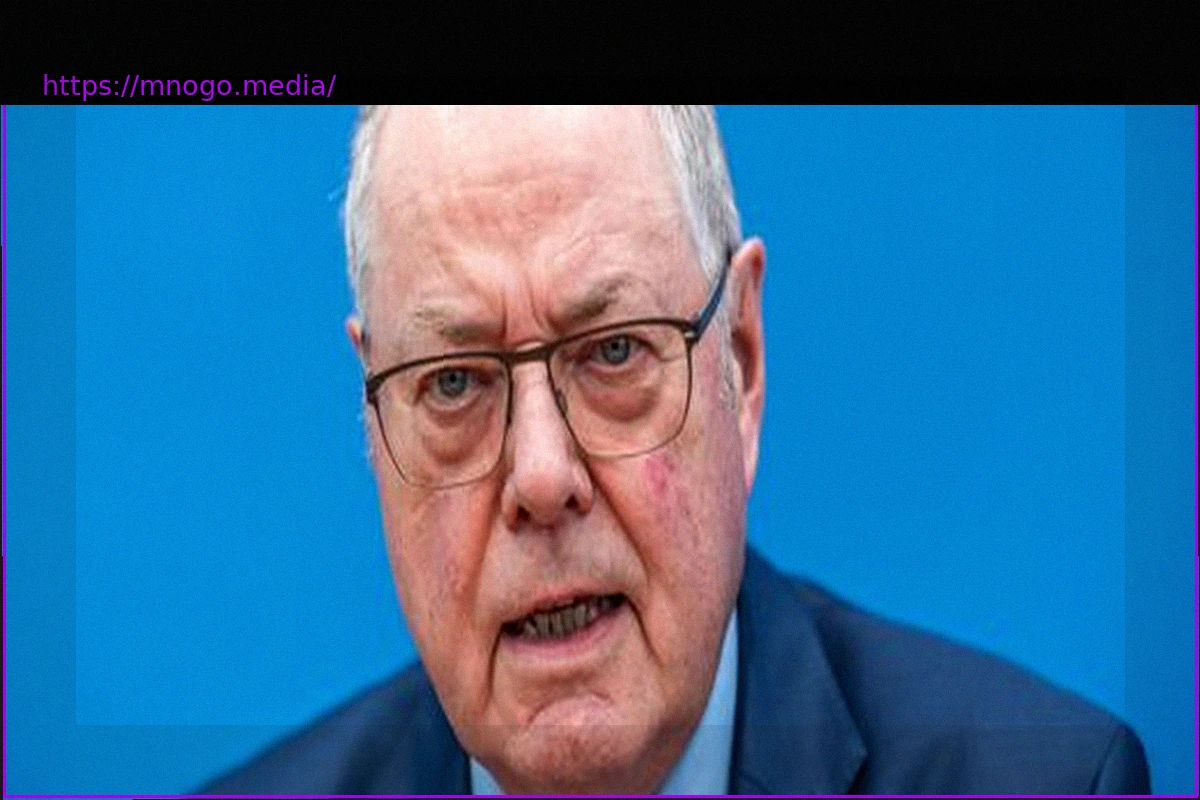 Preview Peer Steinbrück Proposes New Strategy for Dealing with the AfD