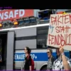 Vegan Mett Swastika Served to AfD Politicians