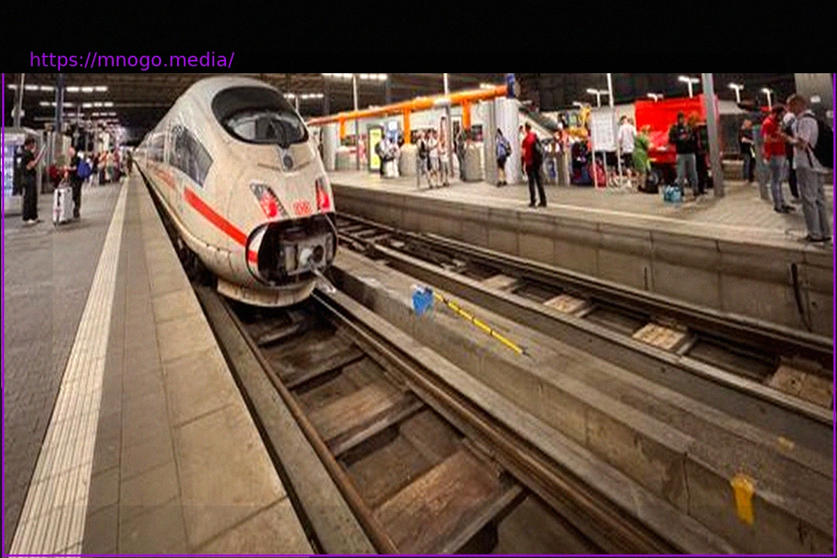Preview Deutsche Bahn: First trains resume after nationwide outage